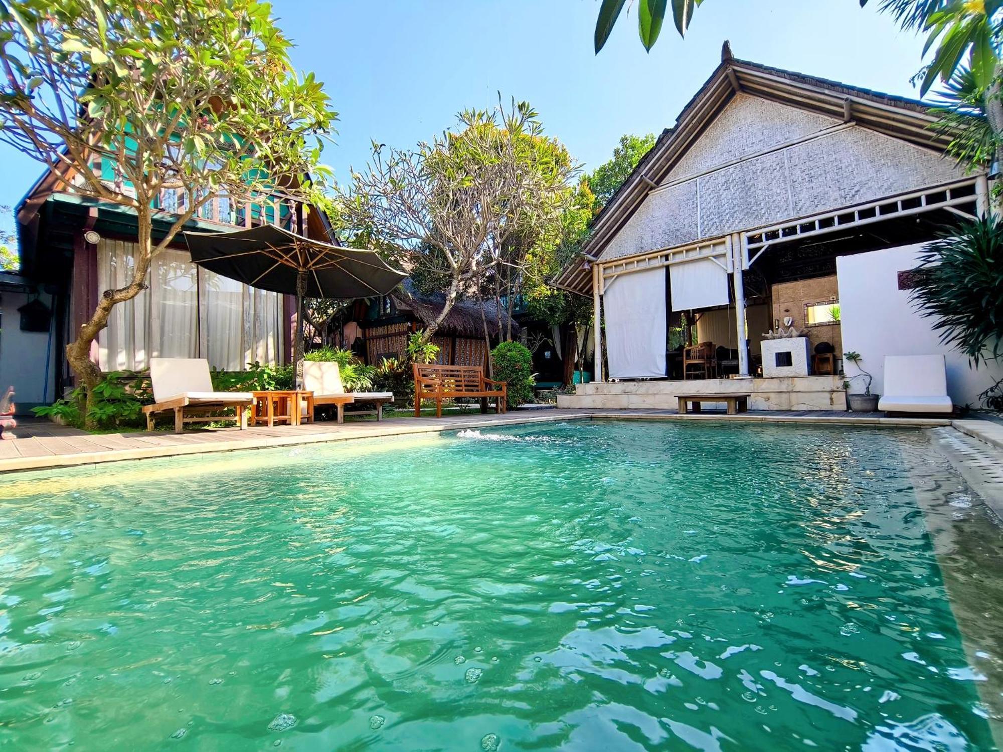 Panda Lumbung Bed & Breakfast Sanur  Exterior photo