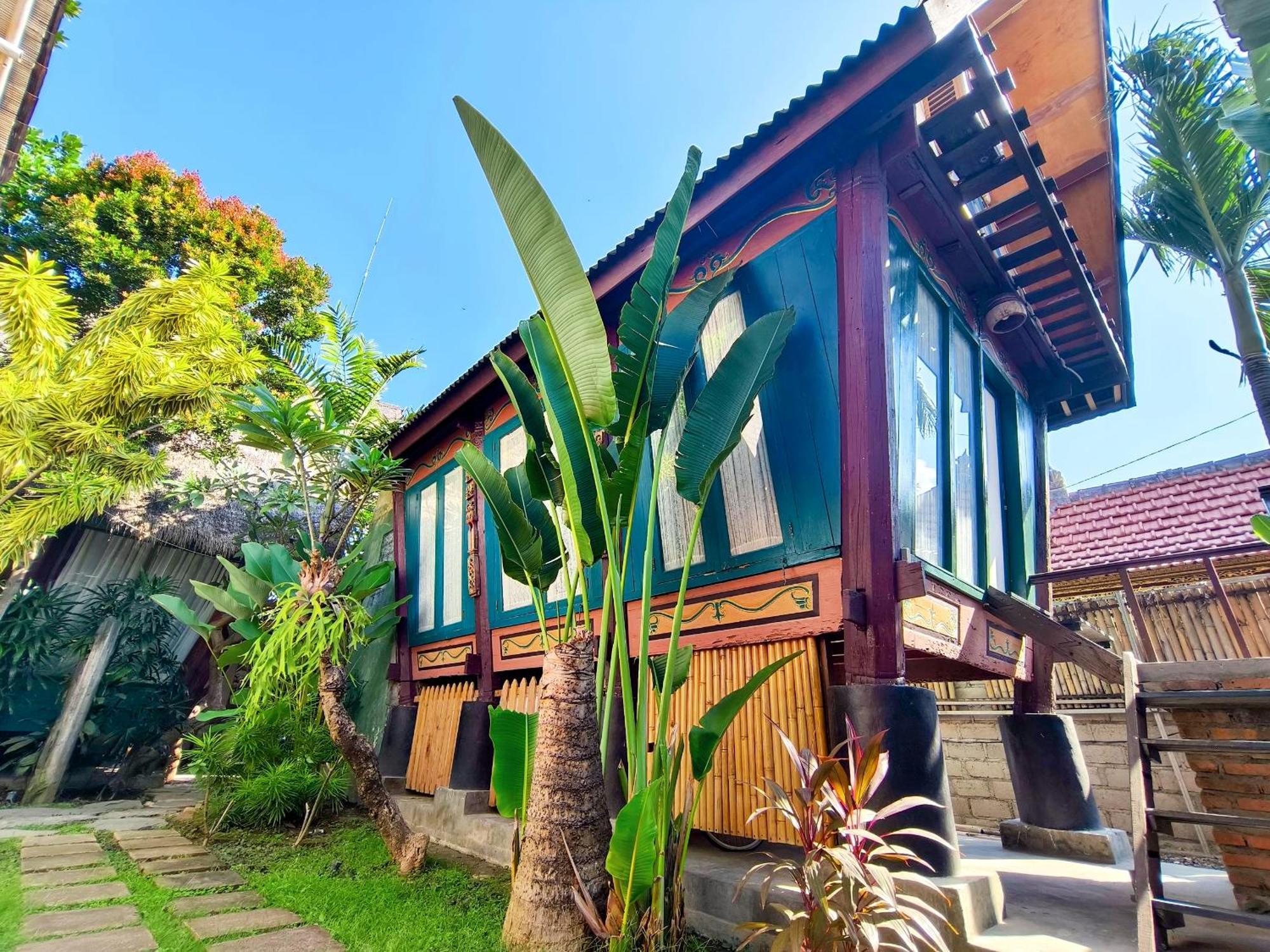 Panda Lumbung Bed & Breakfast Sanur  Exterior photo
