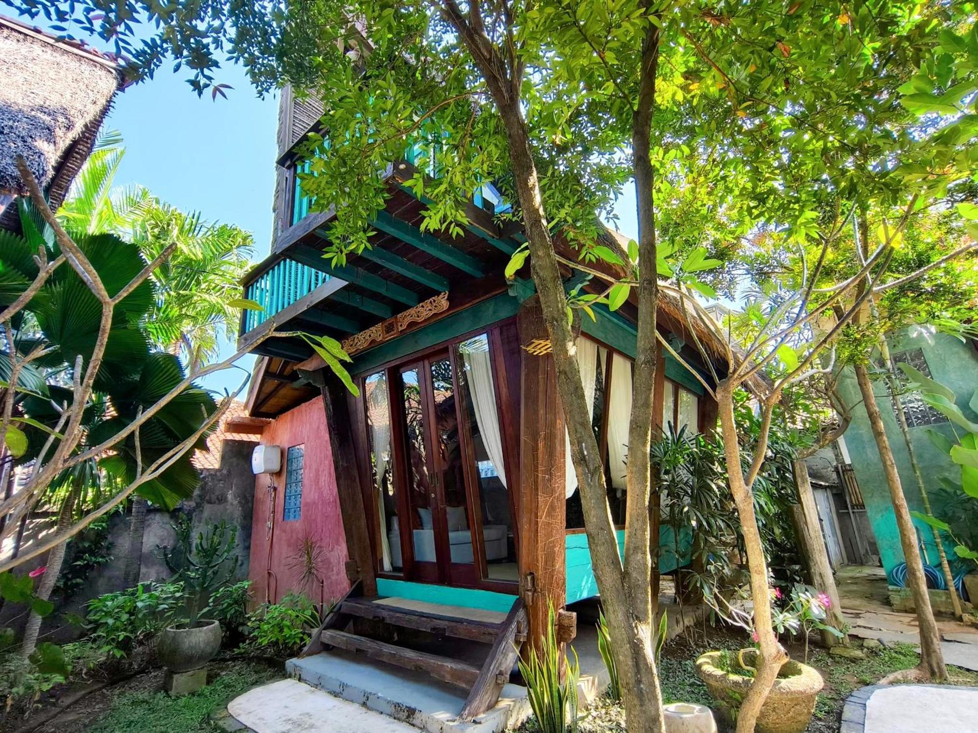 Panda Lumbung Bed & Breakfast Sanur  Exterior photo