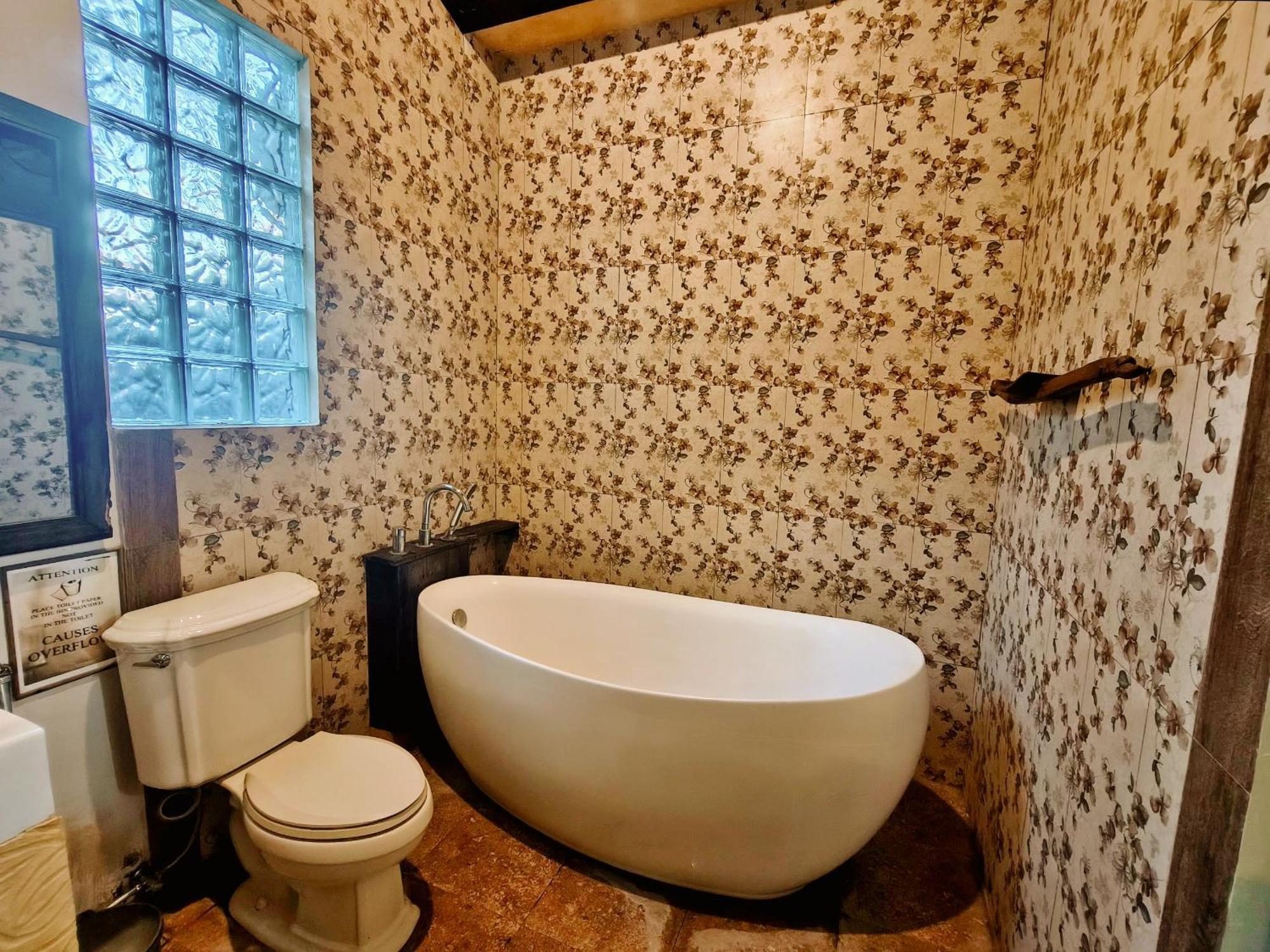 Panda Lumbung Bed & Breakfast Sanur  Exterior photo
